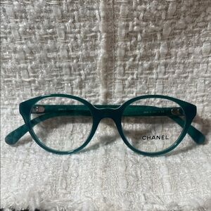 Authentic CHANEL Green Glasses with brown quilted leather temples 3289-Q c.1447